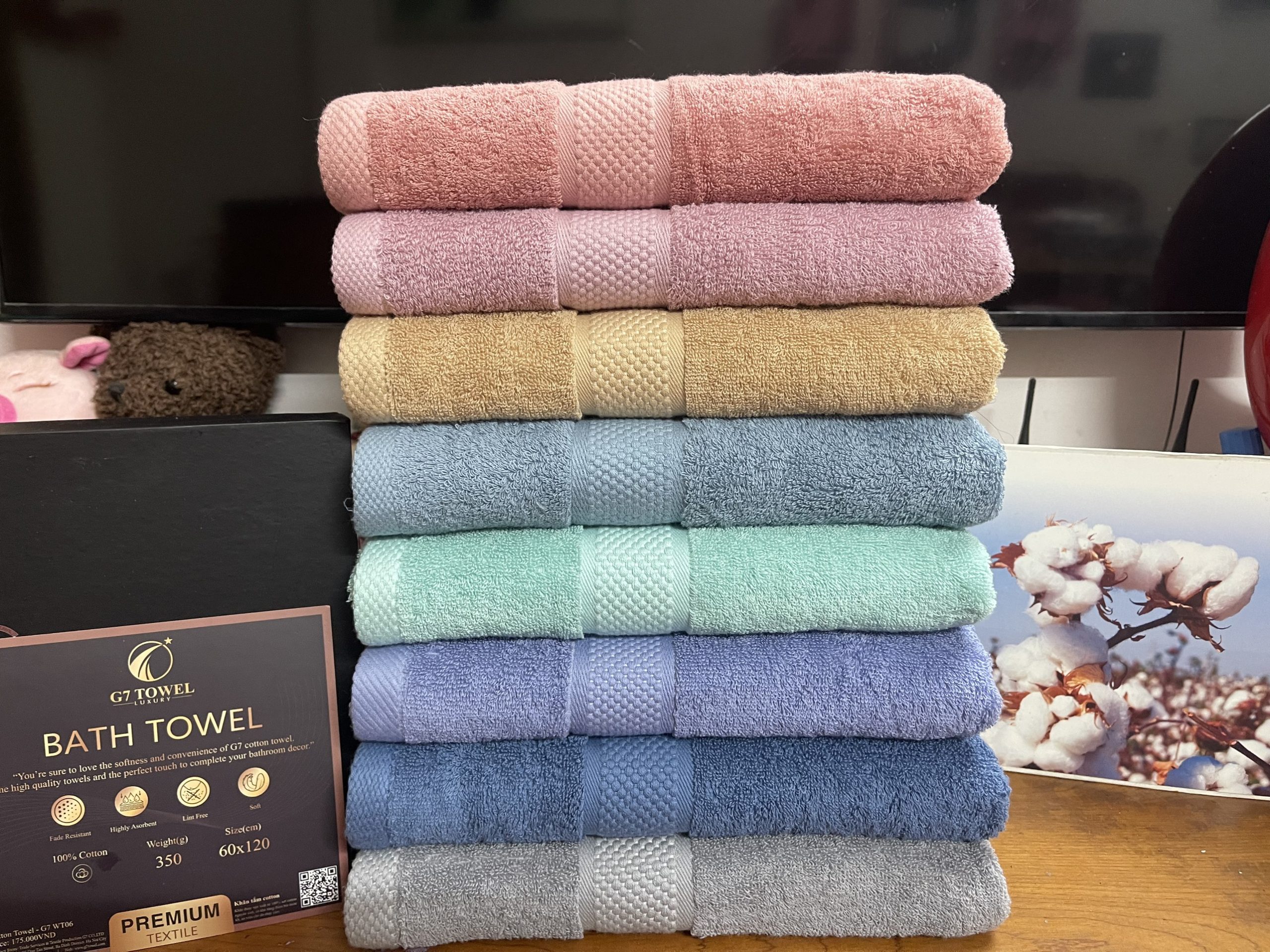 Khăn thêu quà tặng G7-G10 gồm 1 khăn tắm cotton 60x120cm +túi/ hộp. - Ảnh 2