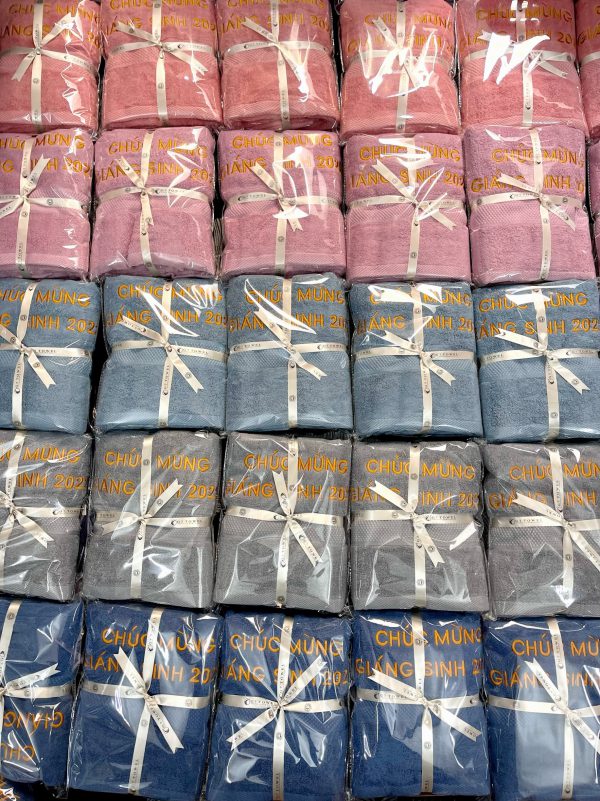 Khăn thêu quà tặng G7-G10 gồm 1 khăn tắm cotton 60x120cm +túi/ hộp. - Ảnh 8